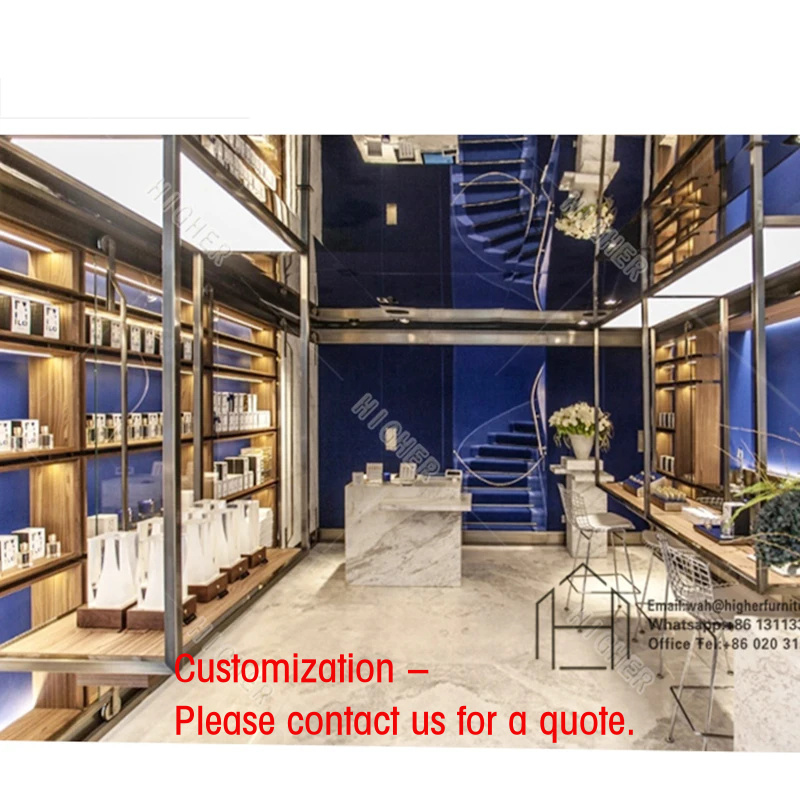 Interior Design Retail - Vetrina Espositiva per Profumi Personalizzata, Design