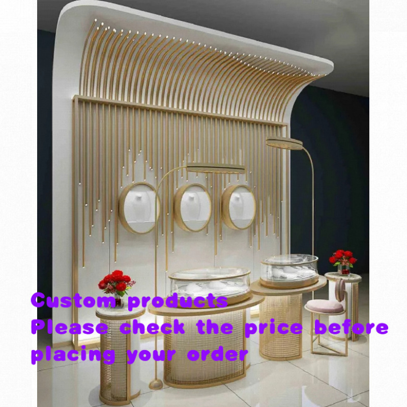 Interior Design Retail - Vetrina per Gioielli in Vetro Personalizzata