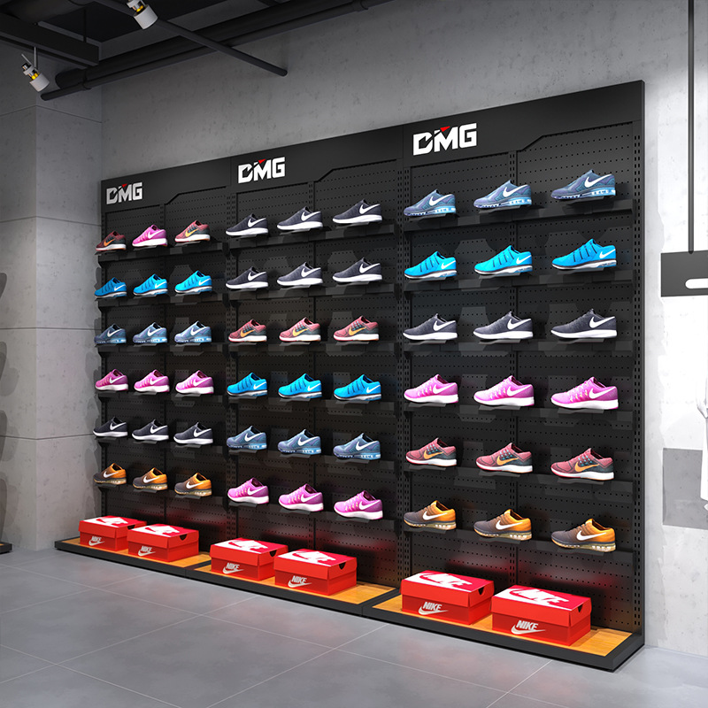 Interior Design Retail - Espositore per Sneakers da Uomo di
