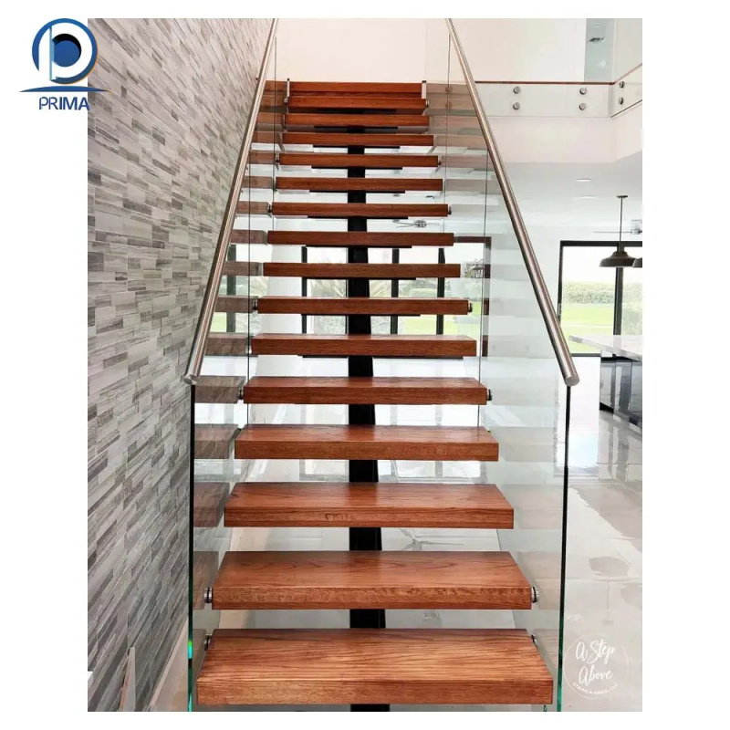 Scala d'ingresso moderna in ve - Interior Designer recensione e prezzo