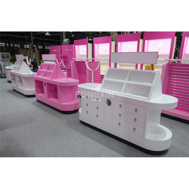personalizzato. Scaffali da ba - Interior Design Retail recensione e prezzo