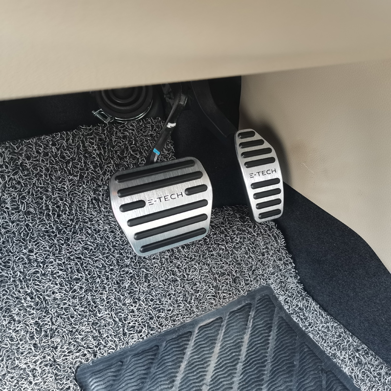 Per RENAULT SYMBIOZ E-TECH Hyb - Interior Design Tech recensione e prezzo